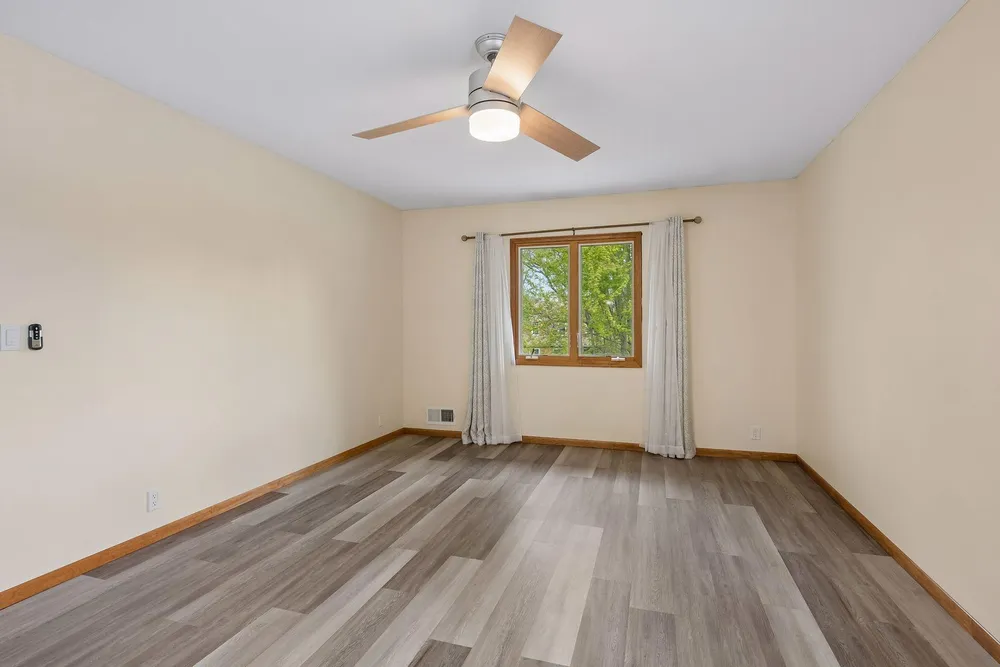 8817 Westmoreland Ln, Saint Louis Park, MN 55426