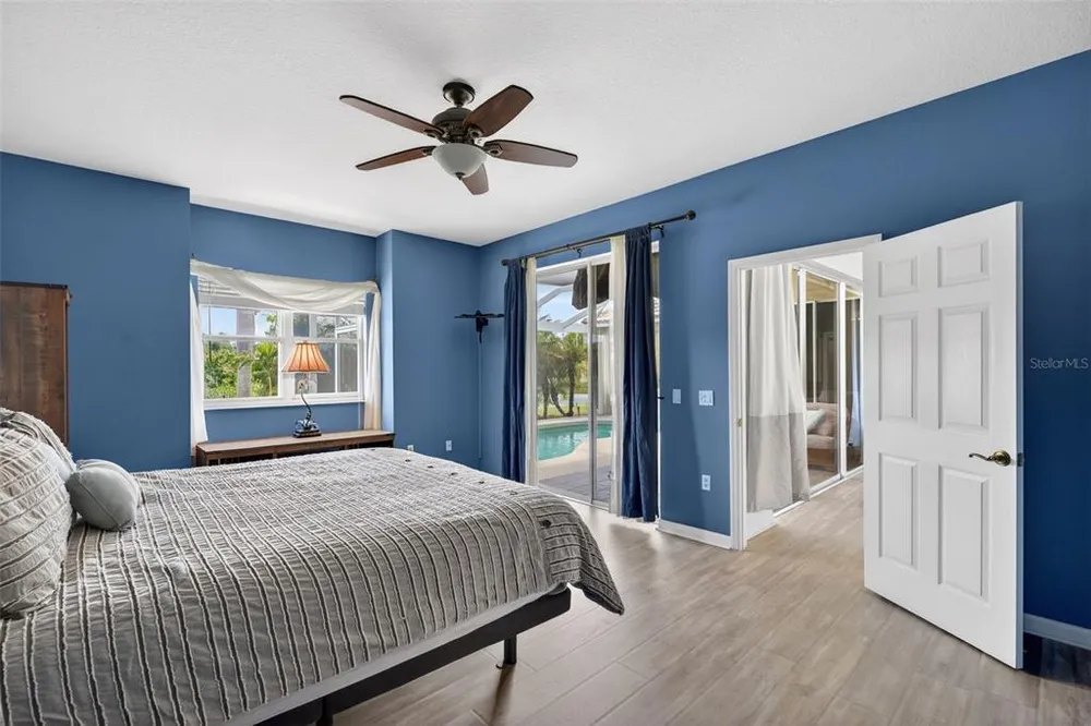 4449 Golden Lake Dr, Sarasota, FL 34233