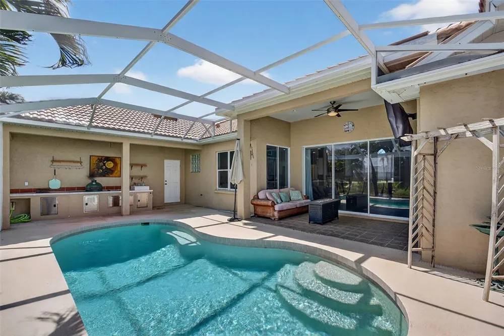 4449 Golden Lake Dr, Sarasota, FL 34233