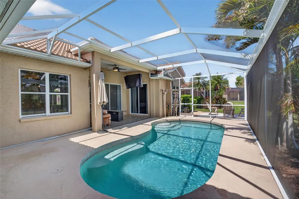 4449 Golden Lake Dr, Sarasota, FL 34233