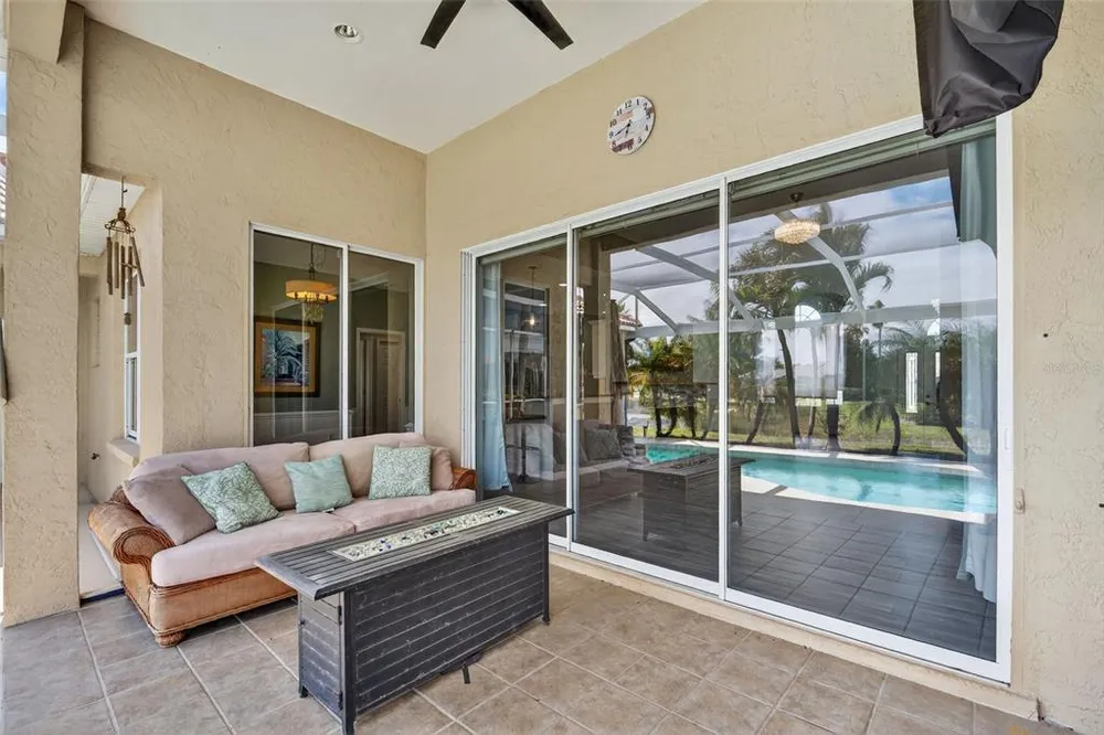 4449 Golden Lake Dr, Sarasota, FL 34233
