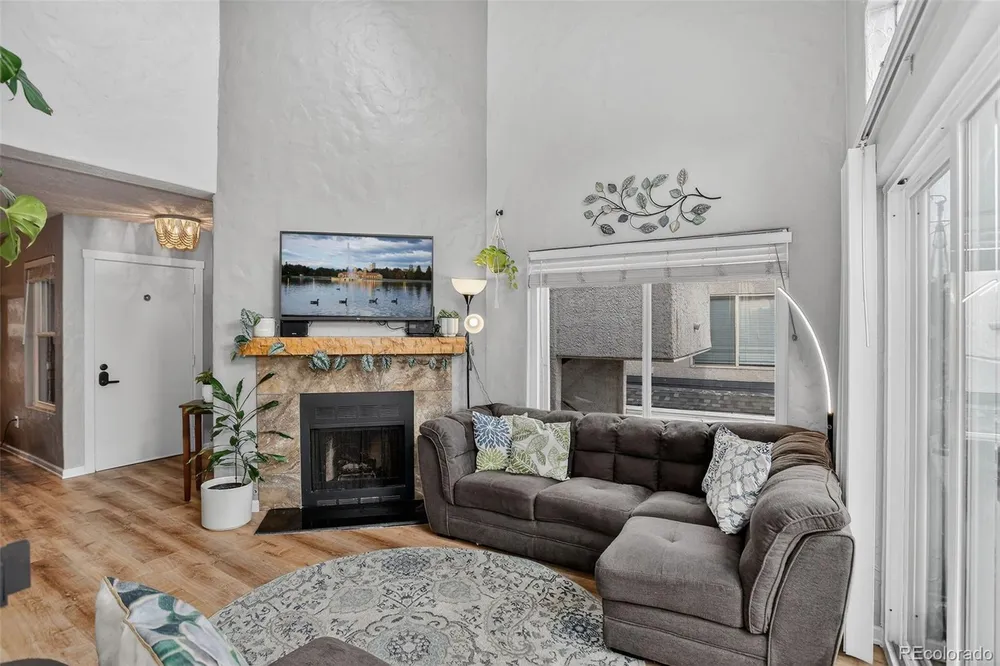 1830 Newland Ct, Lakewood, CO 80214