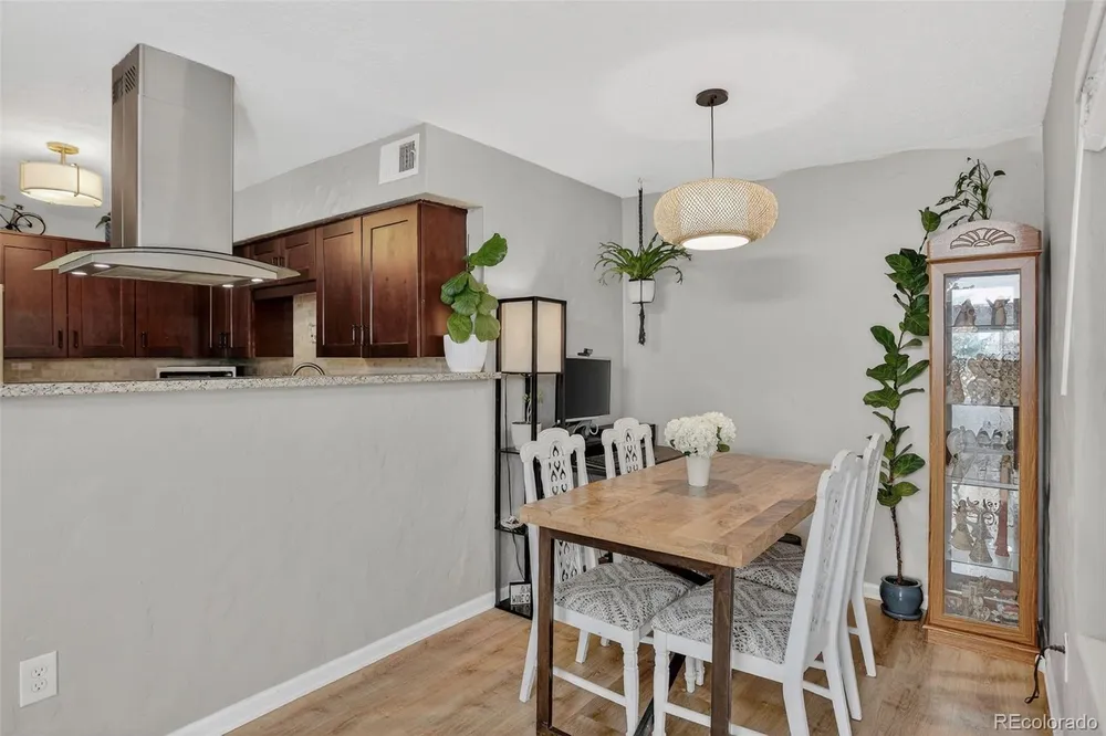 1830 Newland Ct, Lakewood, CO 80214