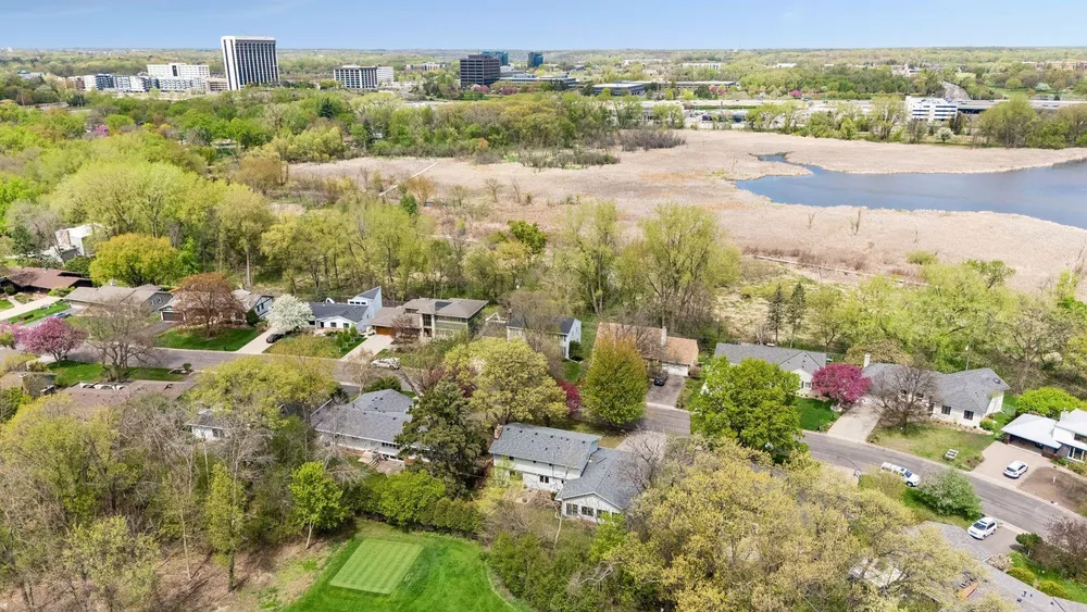 8817 Westmoreland Ln, Saint Louis Park, MN 55426