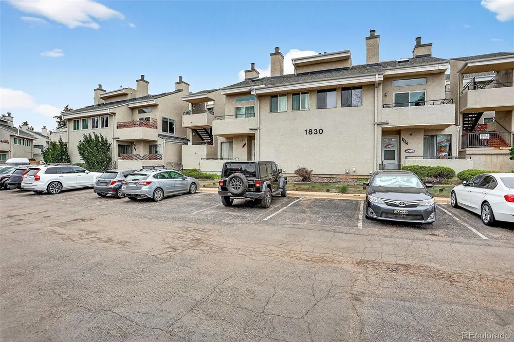 1830 Newland Ct, Lakewood, CO 80214