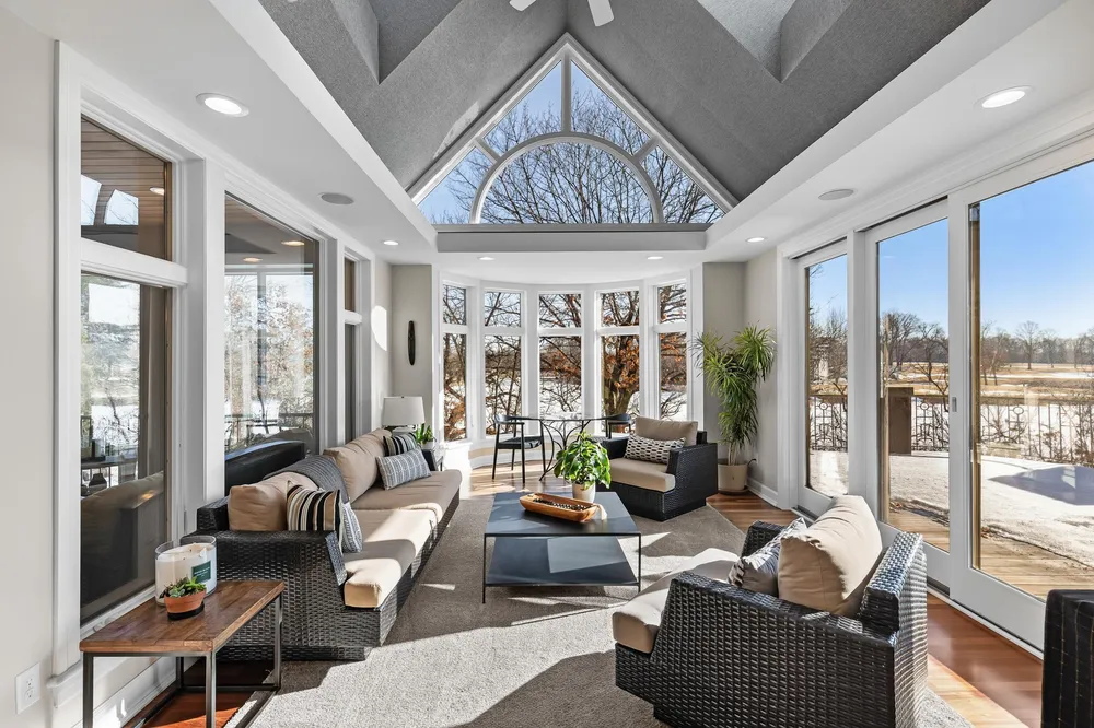 18313 Nicklaus Way, Eden Prairie, MN 55347