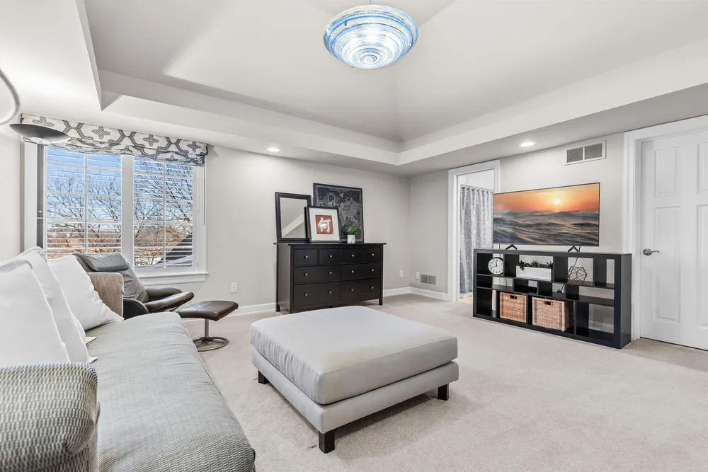 18313 Nicklaus Way, Eden Prairie, MN 55347
