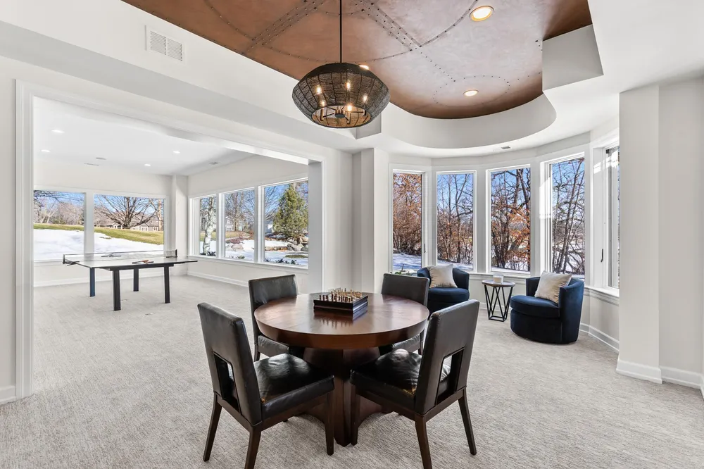 18313 Nicklaus Way, Eden Prairie, MN 55347