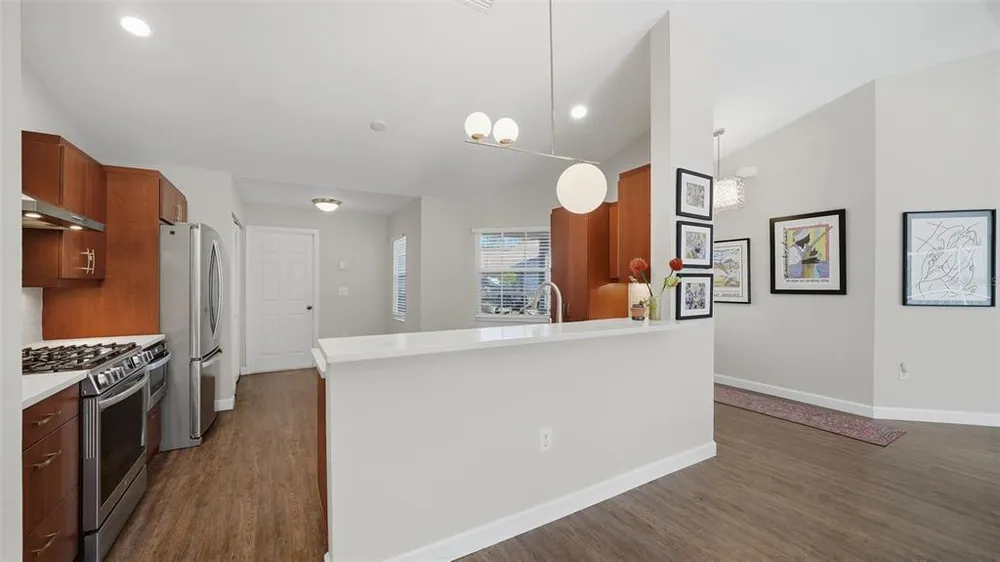 4668 Hamlets Grove Dr, Sarasota, FL 34235
