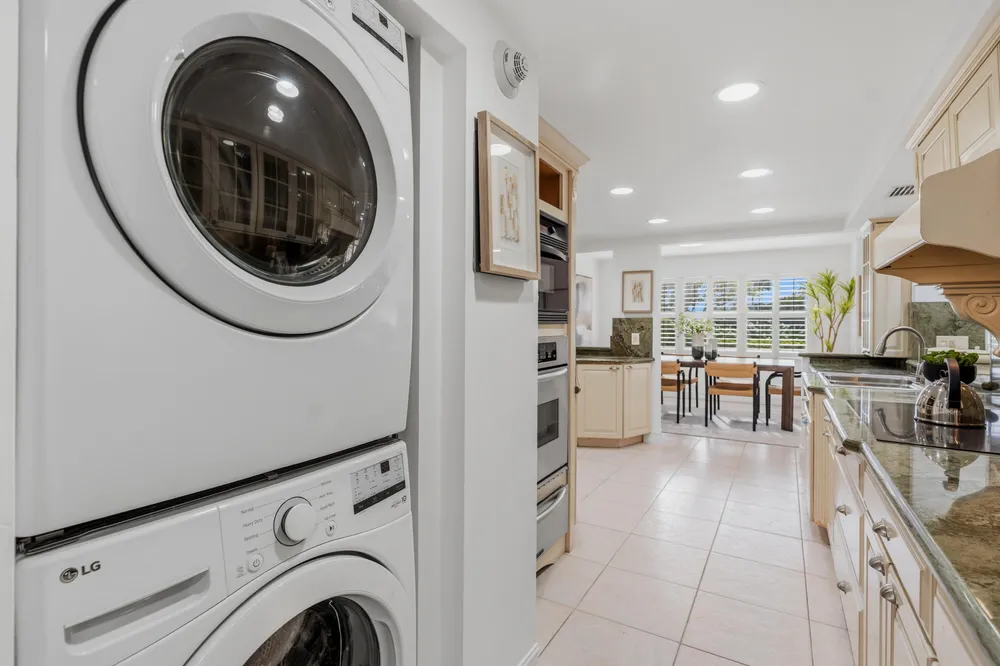 4900 N Ocean Blvd, Lauderdale-by-the-Sea, FL 33308