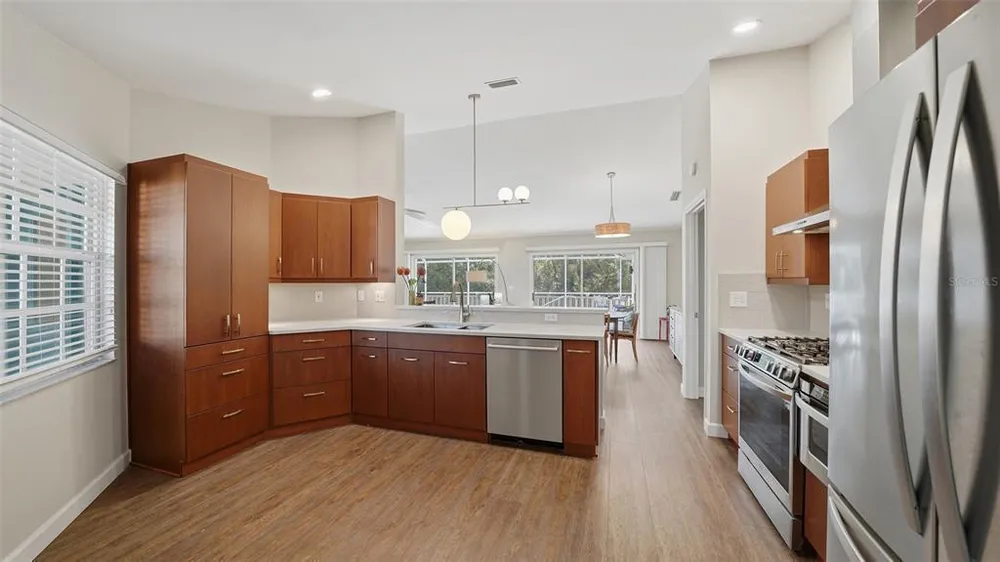4668 Hamlets Grove Dr, Sarasota, FL 34235