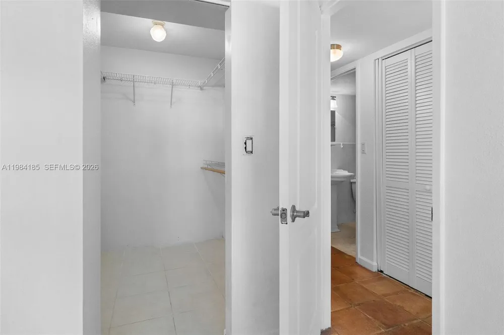 1340 NE 28th Ave, Pompano Beach, FL 33062