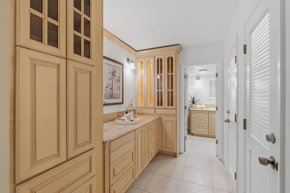 4900 N Ocean Blvd, Lauderdale-by-the-Sea, FL 33308