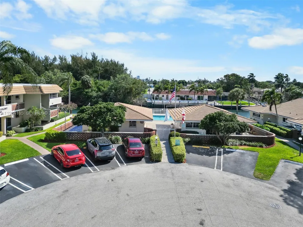 1340 NE 28th Ave, Pompano Beach, FL 33062