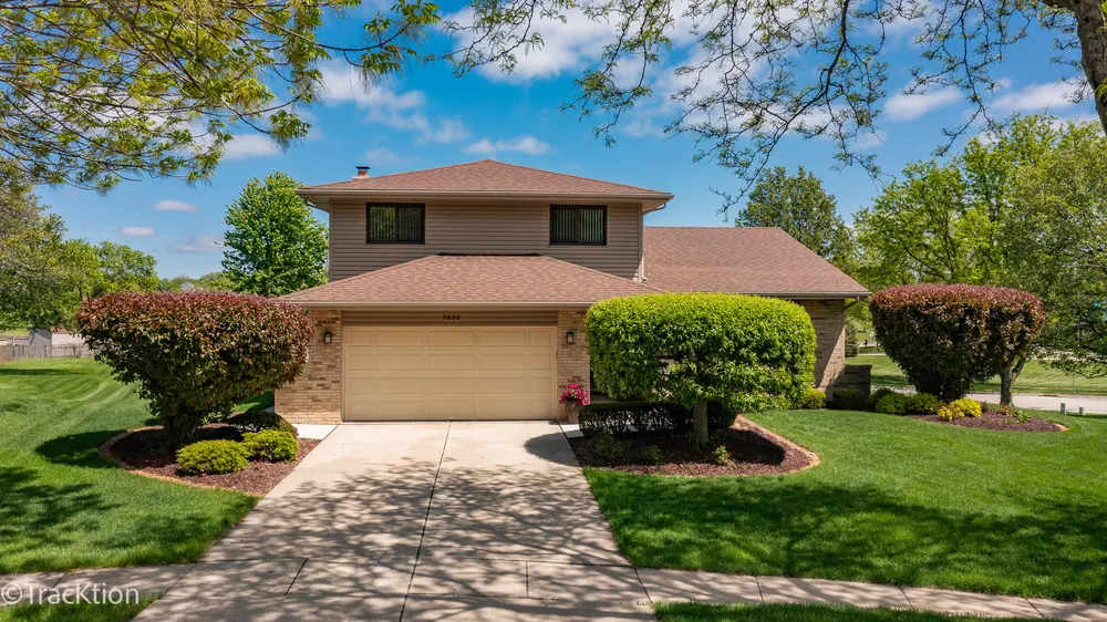 7635 Wilton Ct, Darien, IL 60561