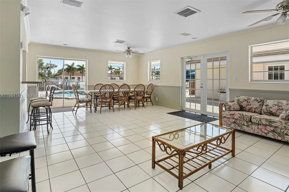 1340 NE 28th Ave, Pompano Beach, FL 33062