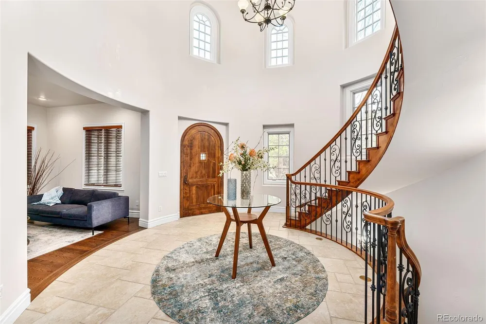 15 Foxtail Circle, Englewood, CO 80113
