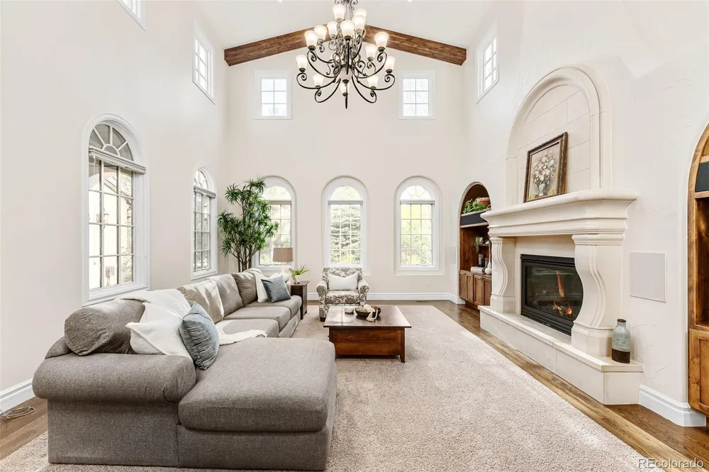 15 Foxtail Circle, Englewood, CO 80113