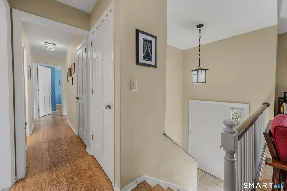 14 Latimer Dr, East Lyme, CT 06333