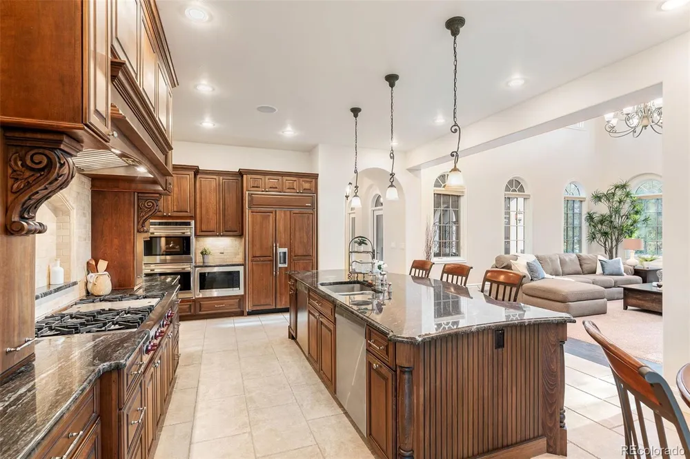 15 Foxtail Circle, Englewood, CO 80113