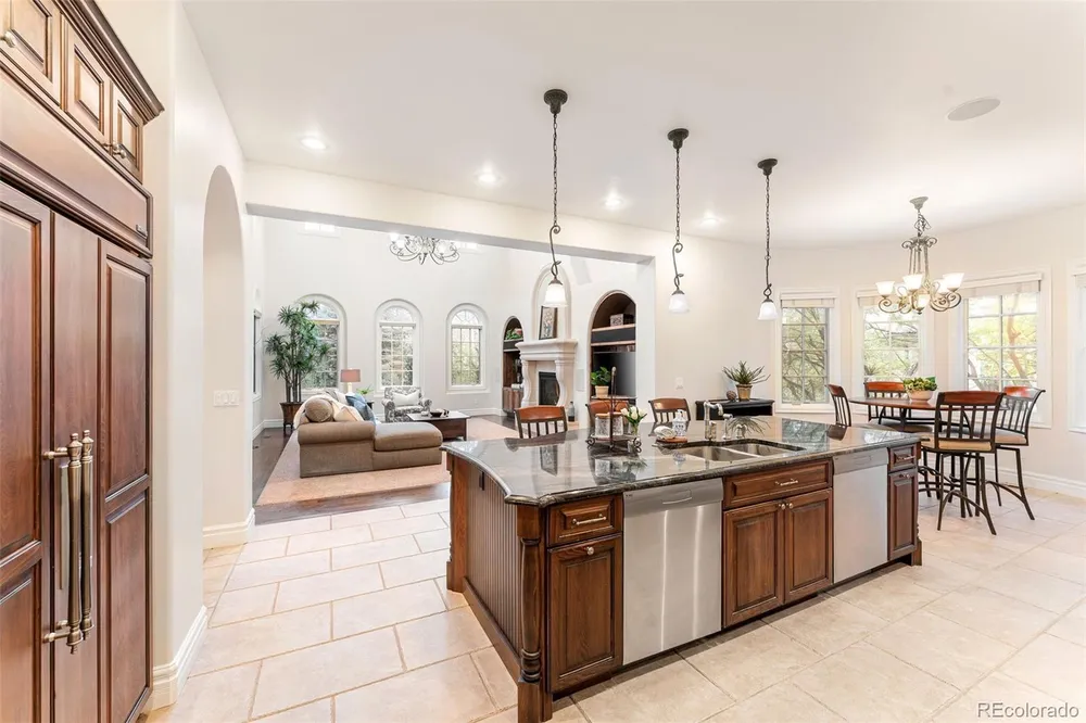 15 Foxtail Circle, Englewood, CO 80113