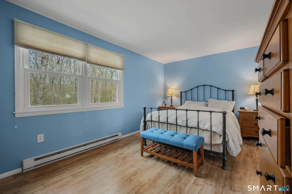 14 Latimer Dr, East Lyme, CT 06333