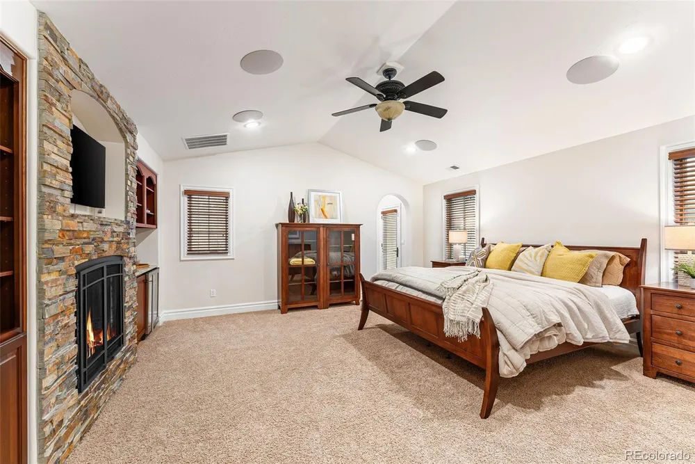 15 Foxtail Circle, Englewood, CO 80113