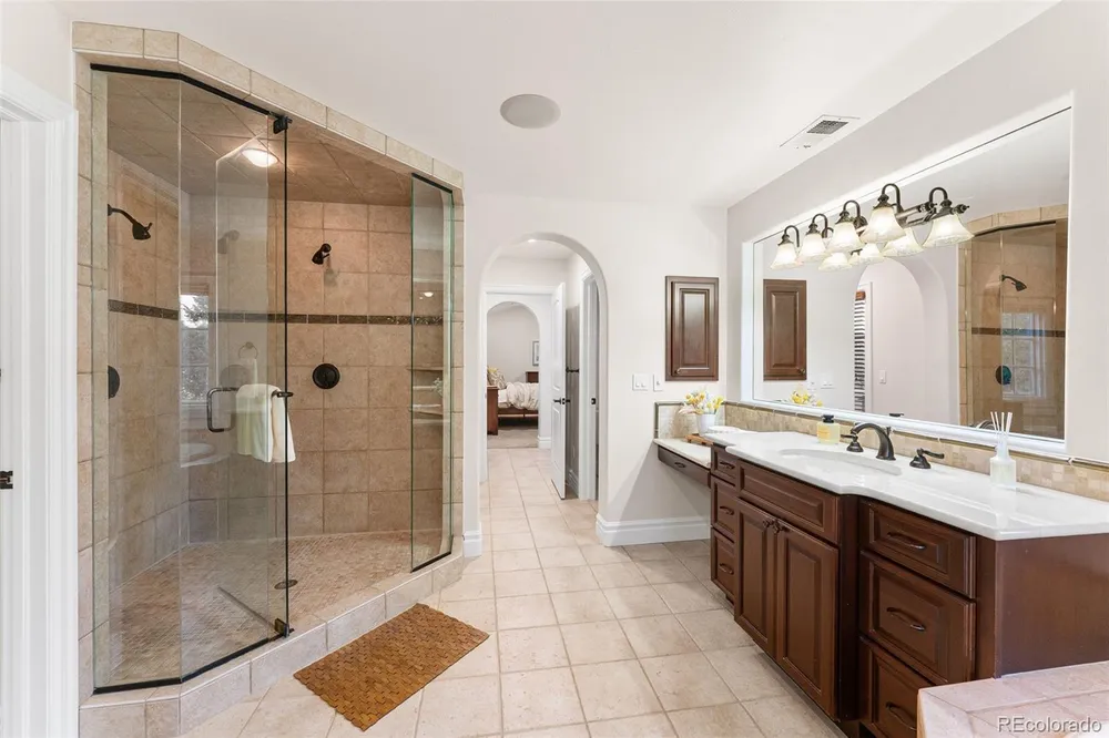 15 Foxtail Circle, Englewood, CO 80113
