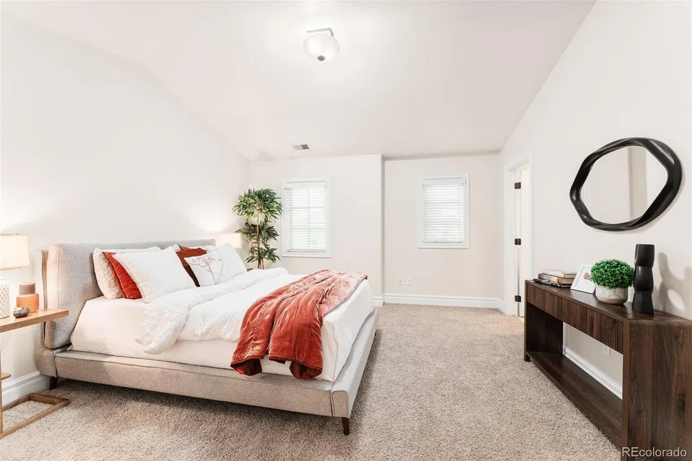 15 Foxtail Circle, Englewood, CO 80113