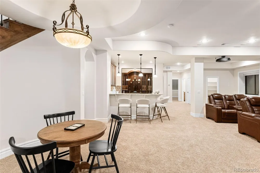 15 Foxtail Circle, Englewood, CO 80113