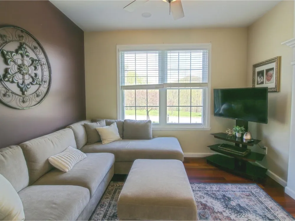 129 Allen Dr, Milton, VT 05468