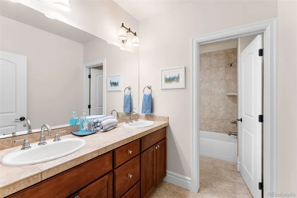 15 Foxtail Circle, Englewood, CO 80113