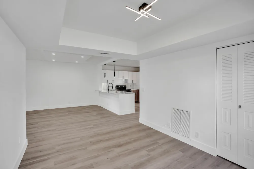 7674 Tahiti Ln, Lake Worth Beach, FL 33467