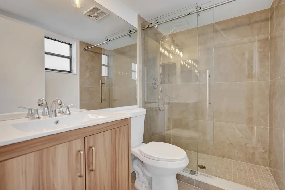 7674 Tahiti Ln, Lake Worth Beach, FL 33467
