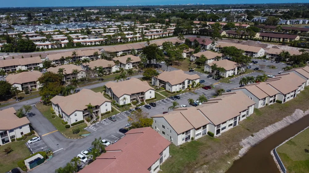 7674 Tahiti Ln, Lake Worth Beach, FL 33467