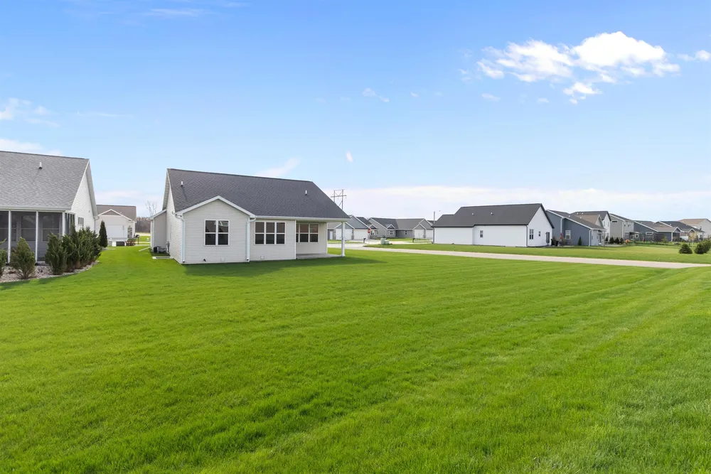 4647 N Cherryvale Ave, Appleton, WI 54913