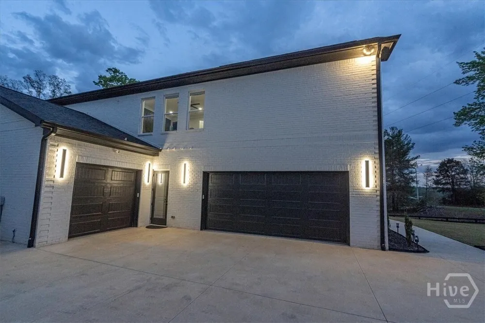 1017 Fleeman Rd, Hoschton, GA 30548