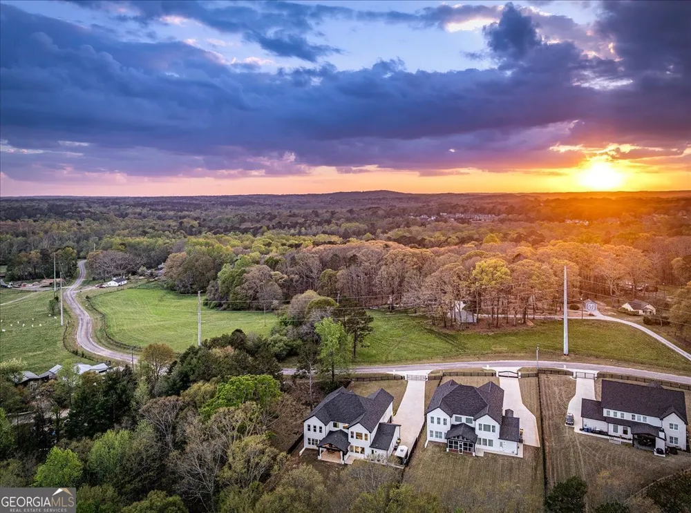 1017 Fleeman Rd, Hoschton, GA 30548
