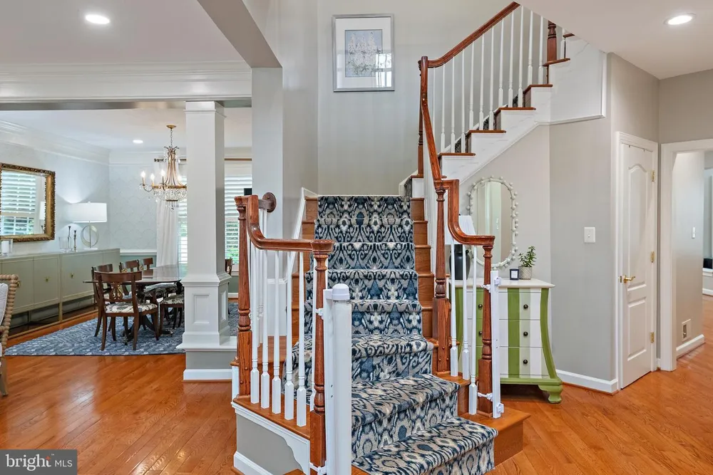 732 Pearson Point Pl, Annapolis, MD 21401