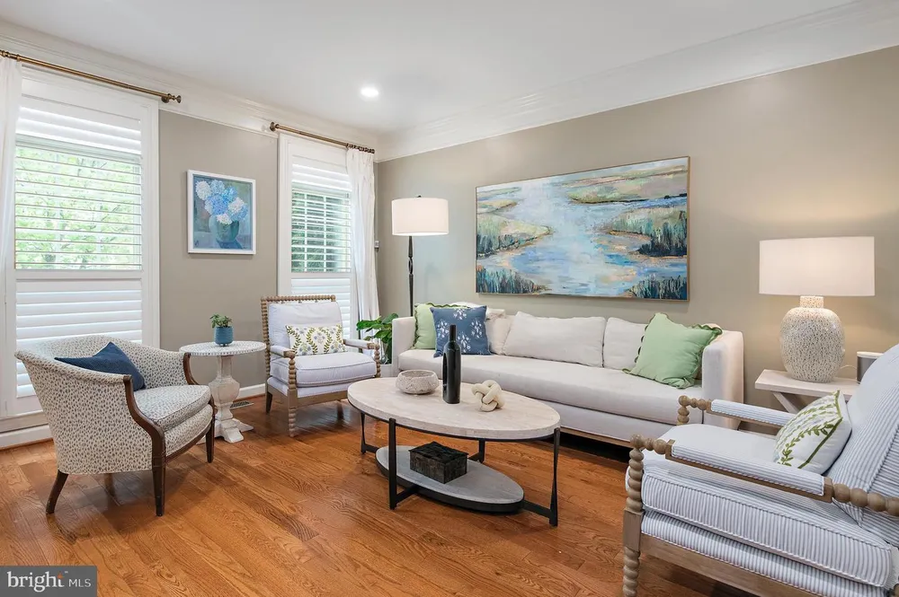 732 Pearson Point Pl, Annapolis, MD 21401