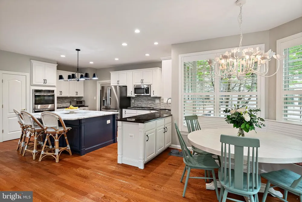 732 Pearson Point Pl, Annapolis, MD 21401