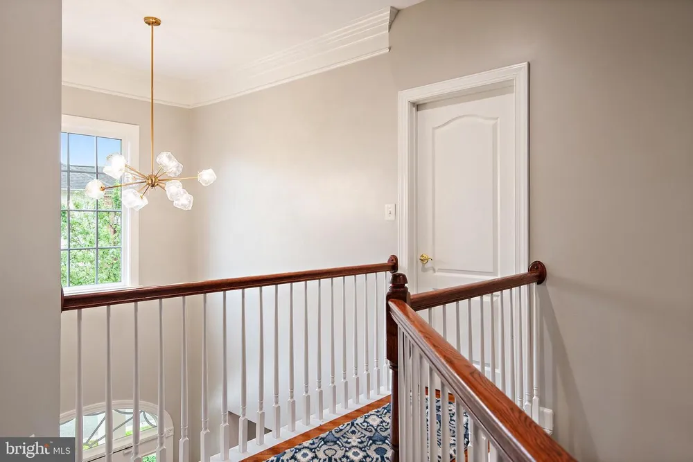 732 Pearson Point Pl, Annapolis, MD 21401