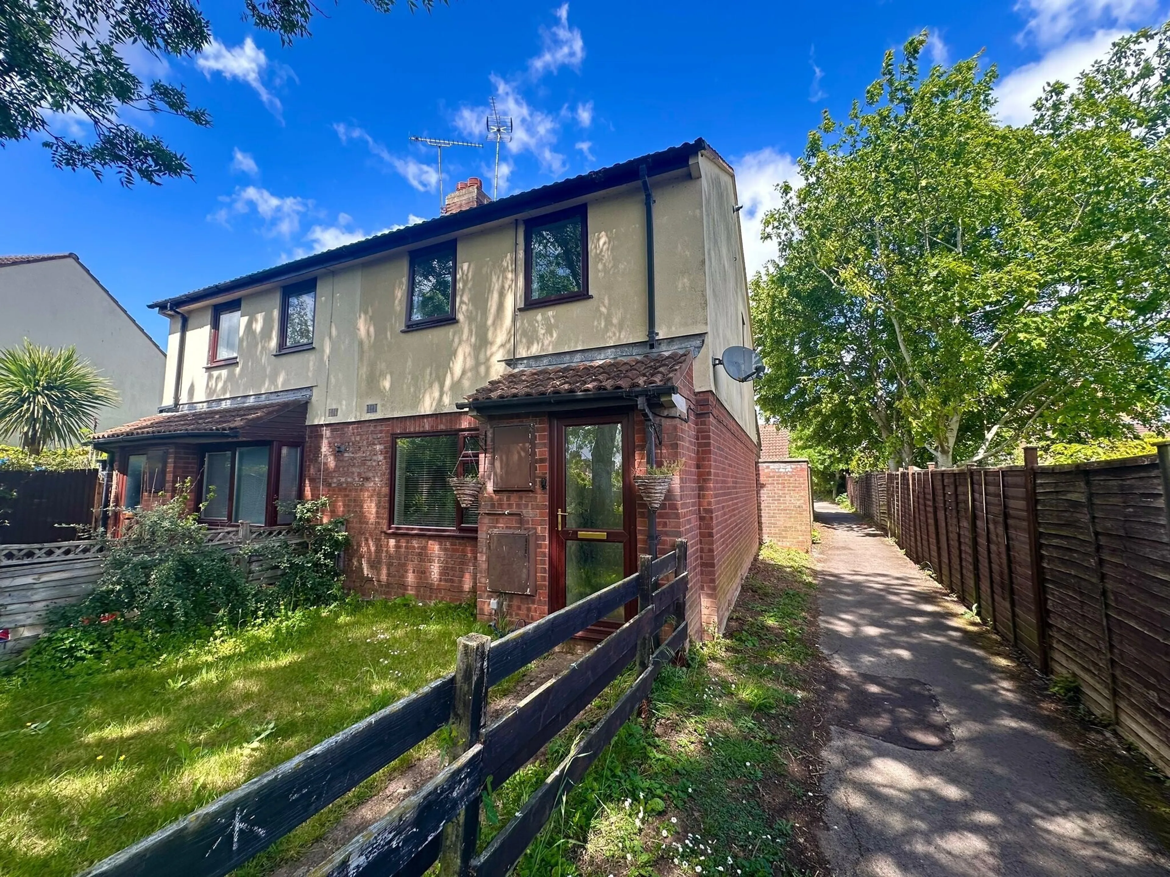 Property photo 0