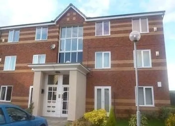 Angora Drive, Trinity Riverside, M3