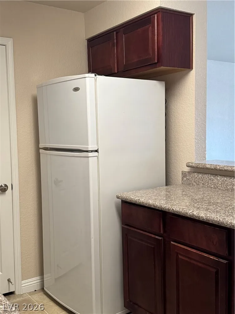 2606 S Durango Dr, Las Vegas, NV 89117