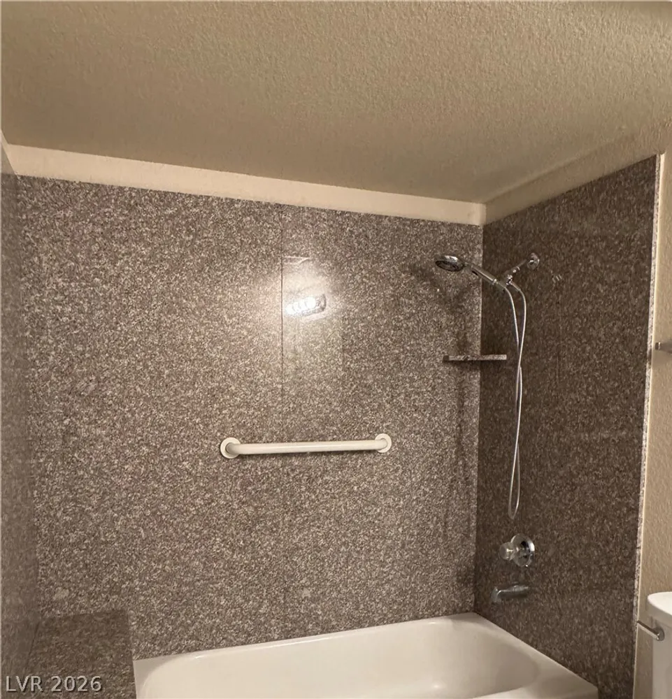 2606 S Durango Dr, Las Vegas, NV 89117