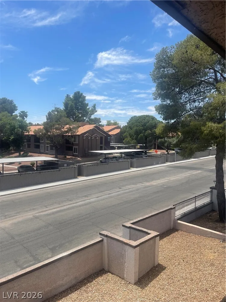 2606 S Durango Dr, Las Vegas, NV 89117