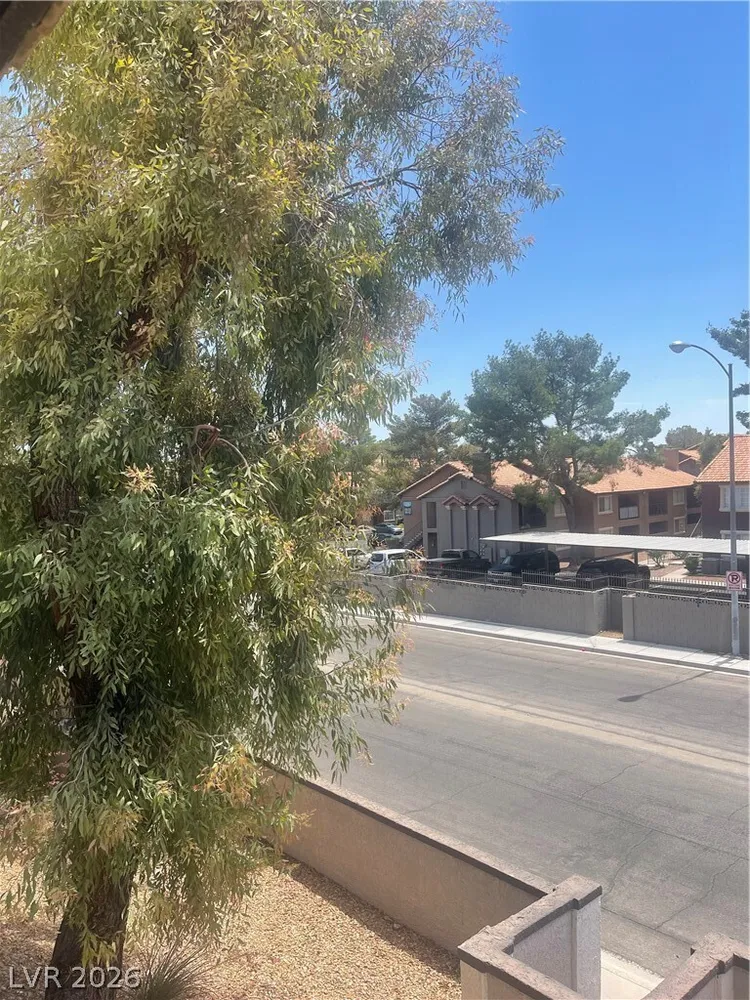 2606 S Durango Dr, Las Vegas, NV 89117