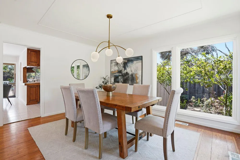 2 Via la Cumbre, Greenbrae, CA 94904