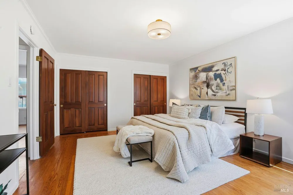 2 Via la Cumbre, Greenbrae, CA 94904